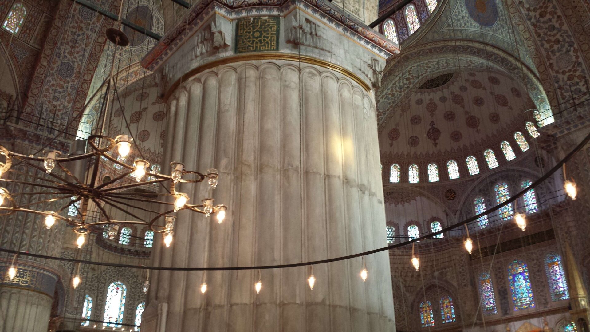 スルタンアフメト・モスク。内部柱。
